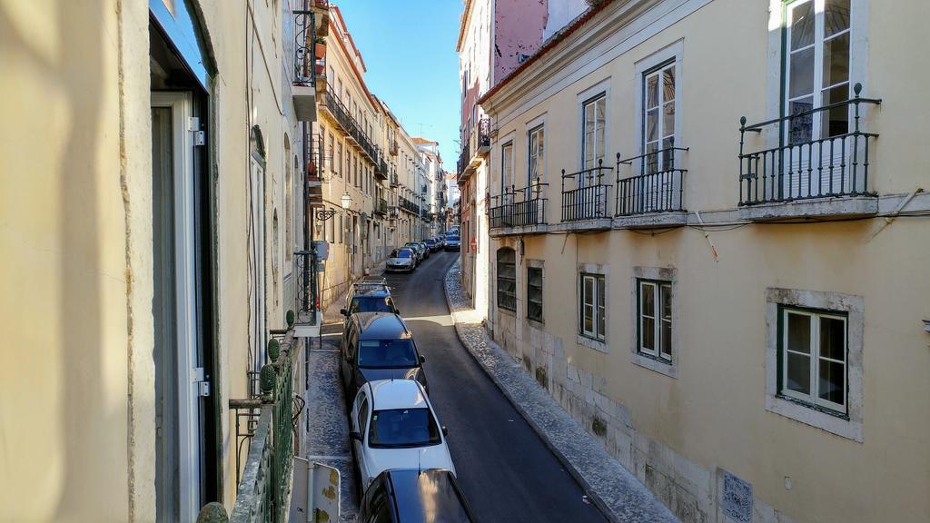 Apartment Bairro Alto Bronze Of Art *