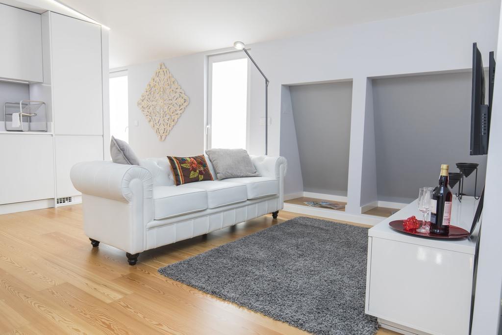Lovelystay - 2bed Looking Good In Bairro Alto