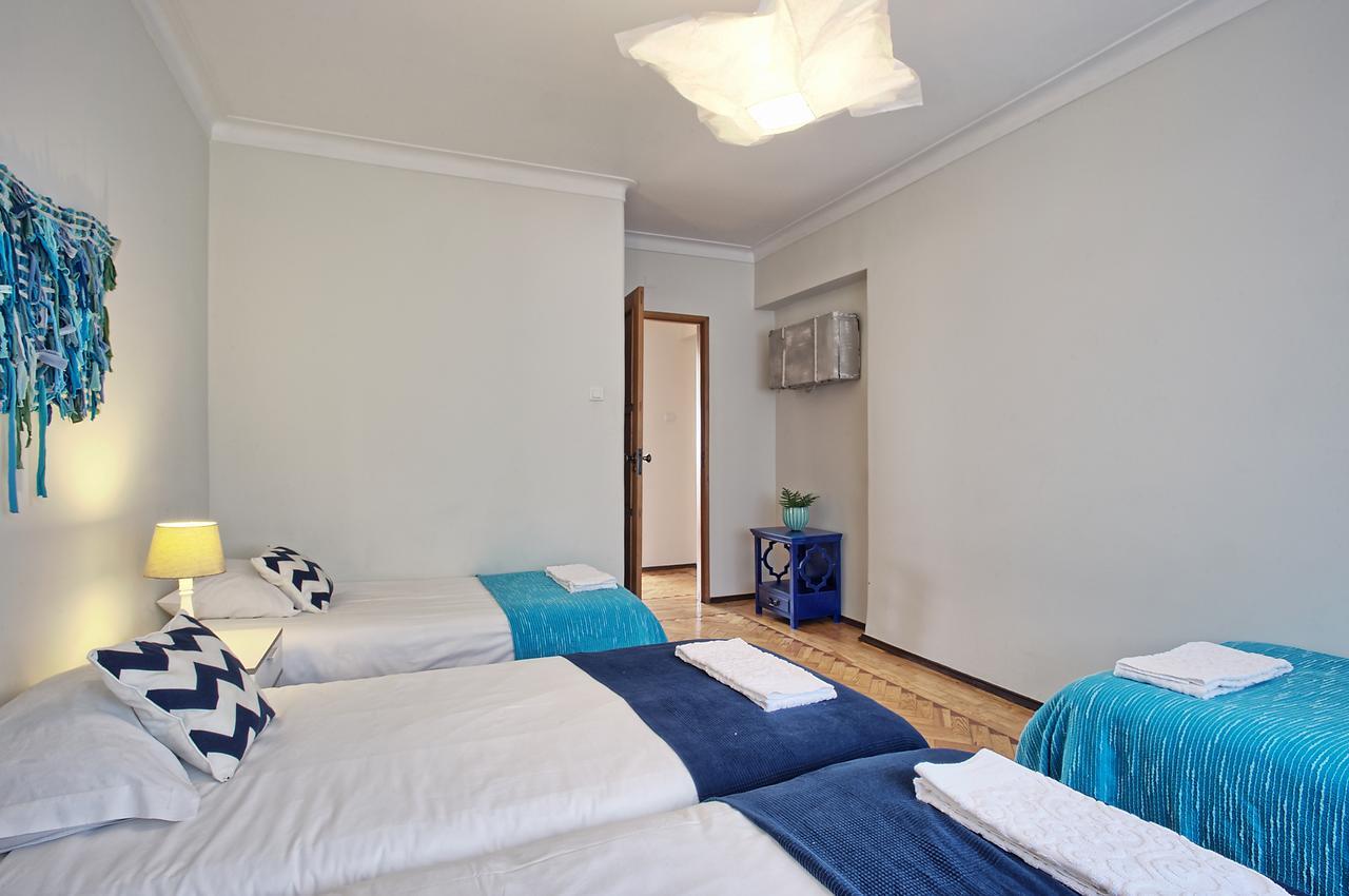 Apolonia 3e Five Bedrooms Apartment