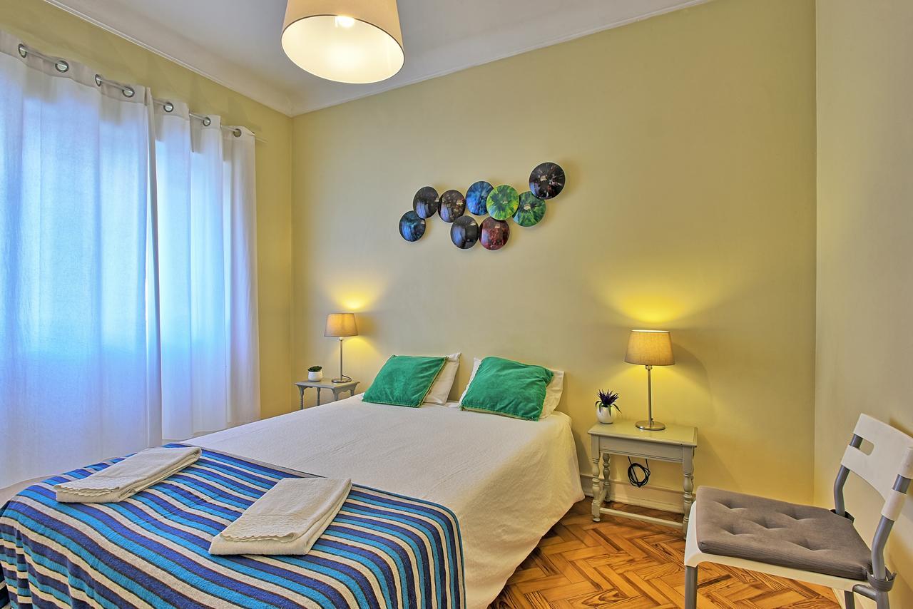 Almirante 2 Four Bedrooms Apartment Lissabon