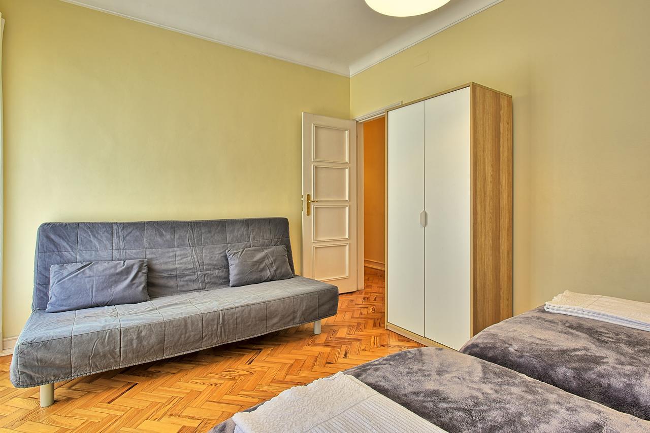 Apartment Almirante 2 Four Bedrooms Lissabon