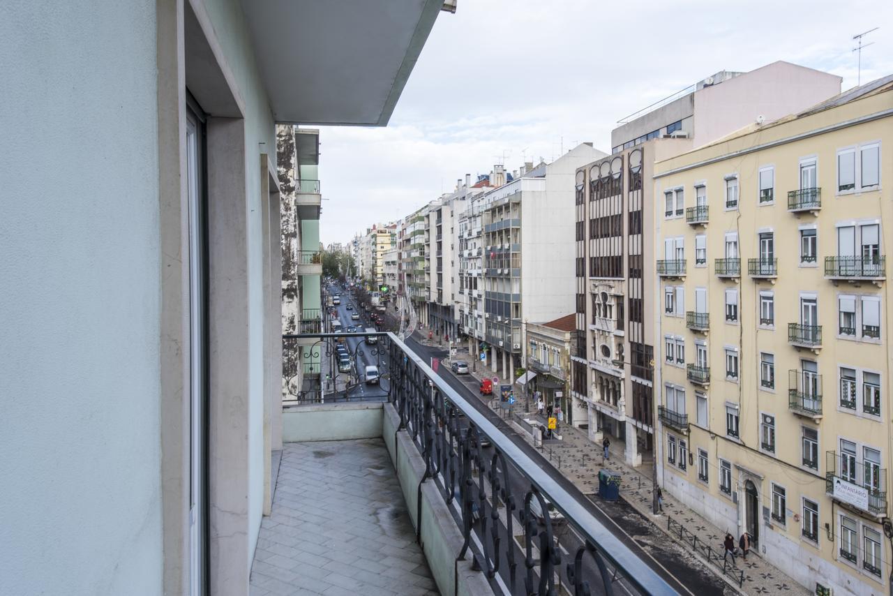 Almirante Floor / Almirante Reis Avenue Appartement