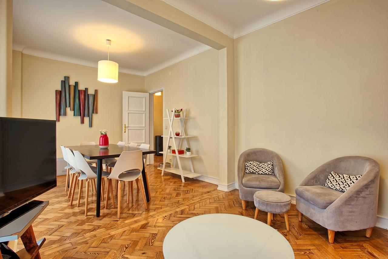 Almirante Floor / Almirante Reis Avenue Appartement