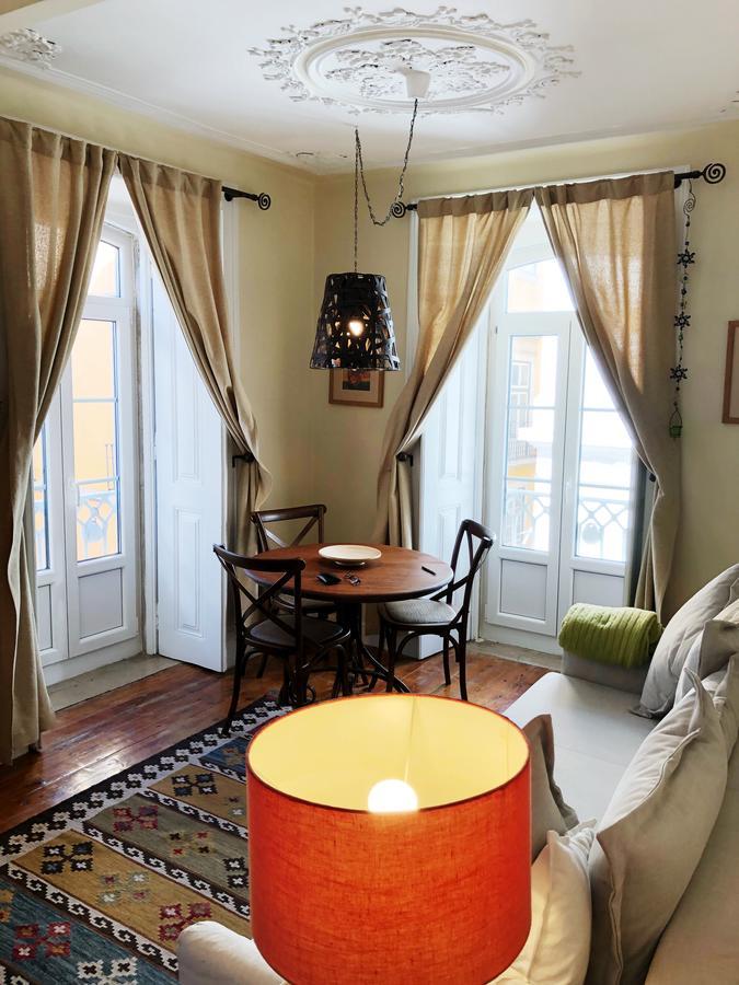 Remodeled Historic In Bairro Alto * Lissabon