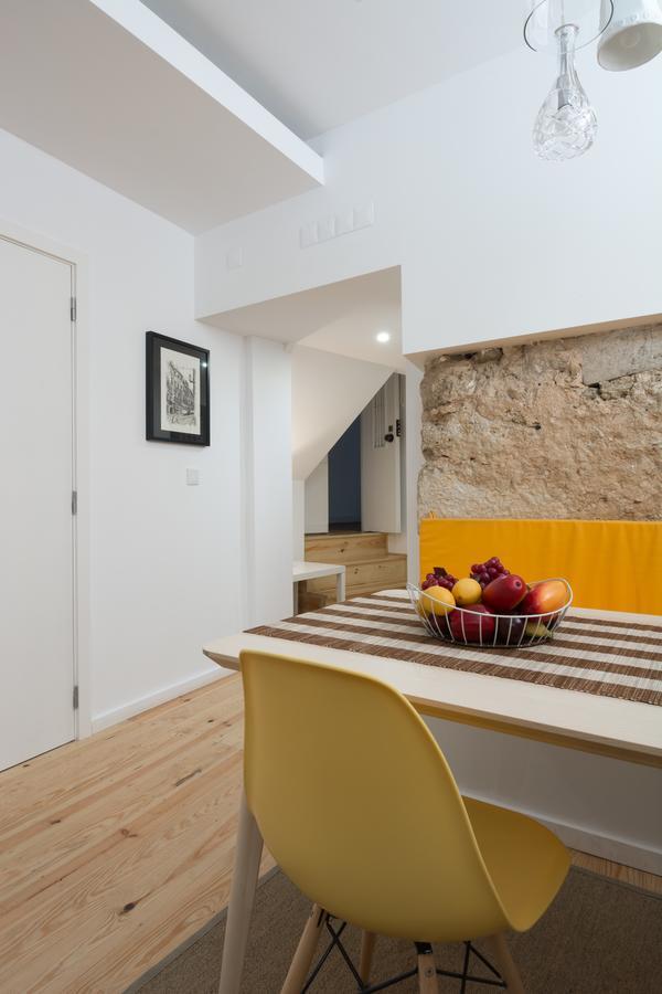 Casa Do Castelo 1- Work Or Relax In The Historic Heart Of Lisbon!