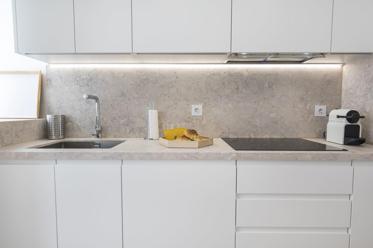 Lovelystay - Chic, Citrus - Private Garden Appartement *
