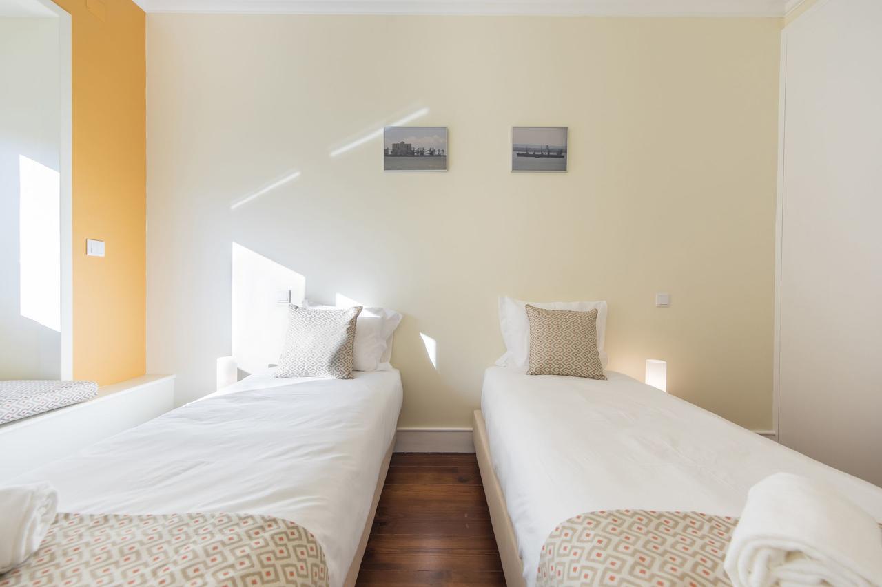 Spacious 4bdr River View
