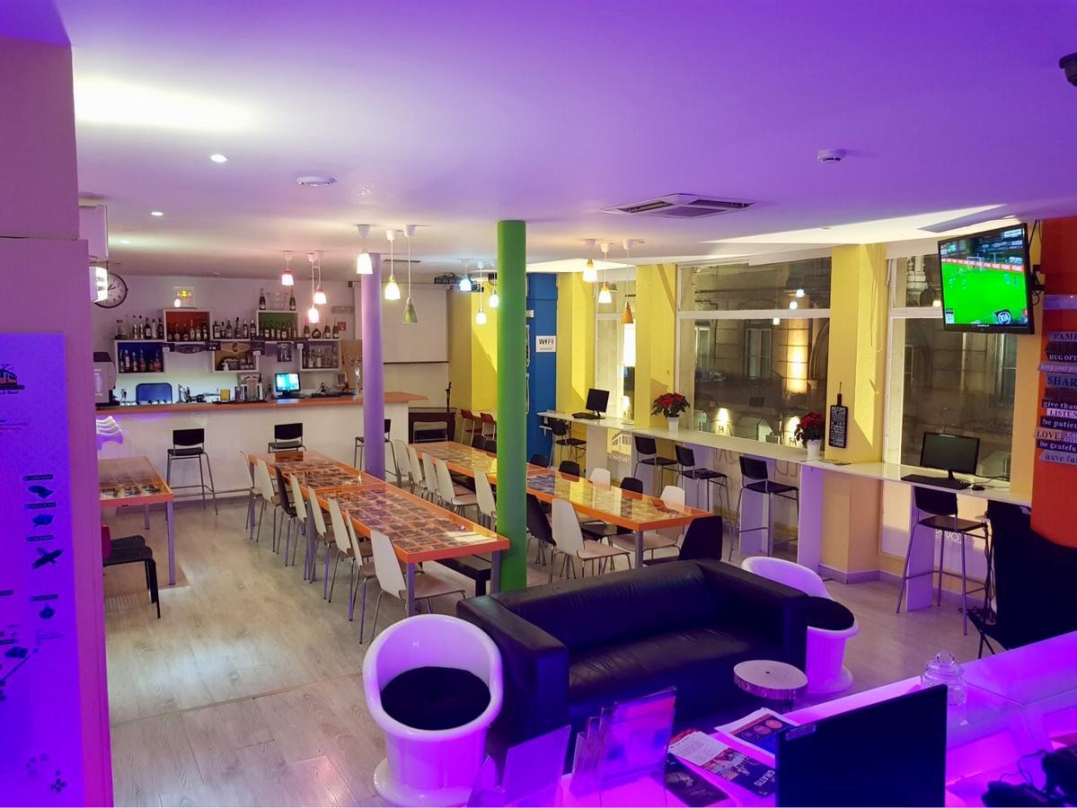 Auberge de jeunesse Golden Tram 242 &