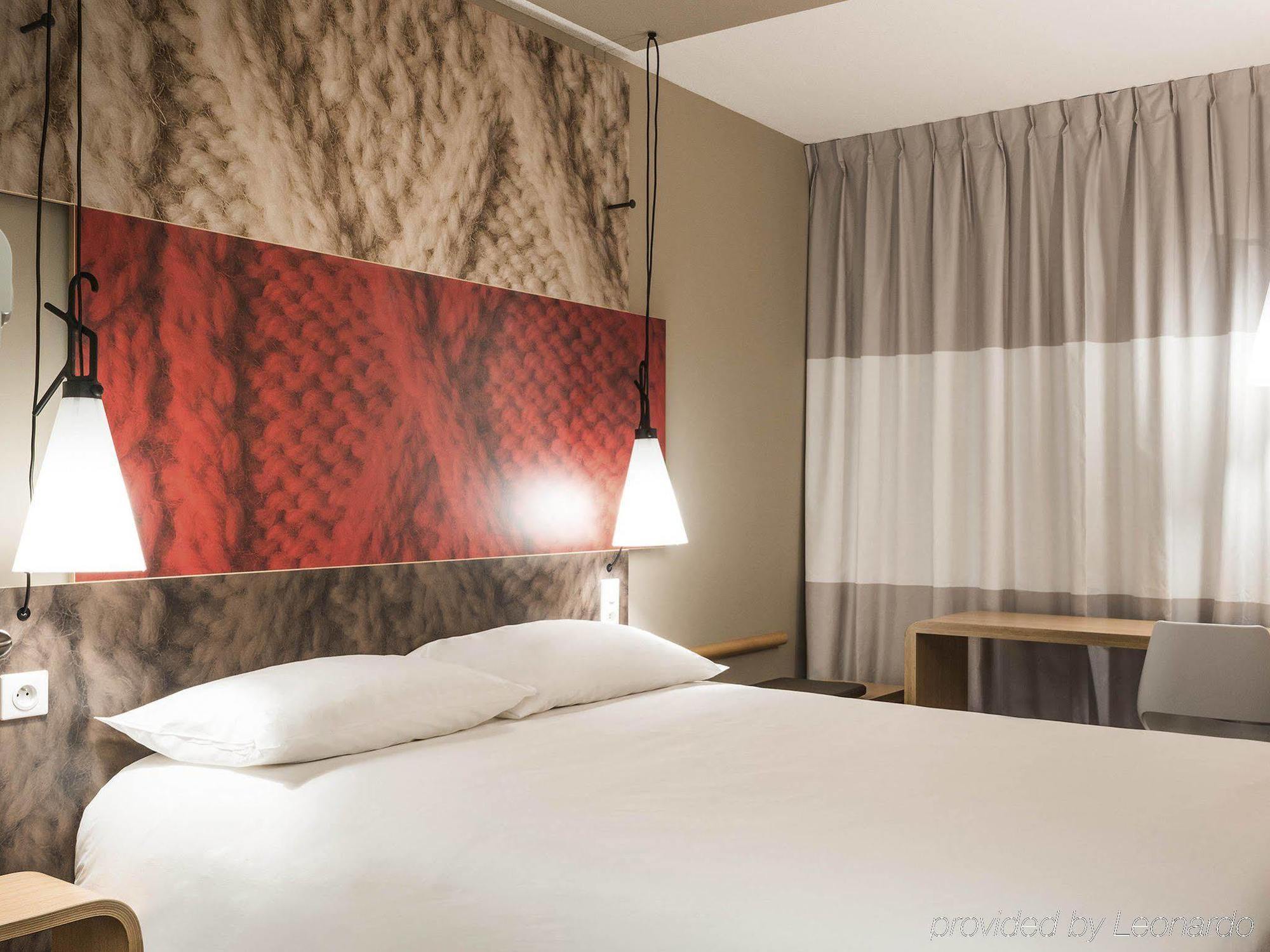 Ibis Liberdade 2*