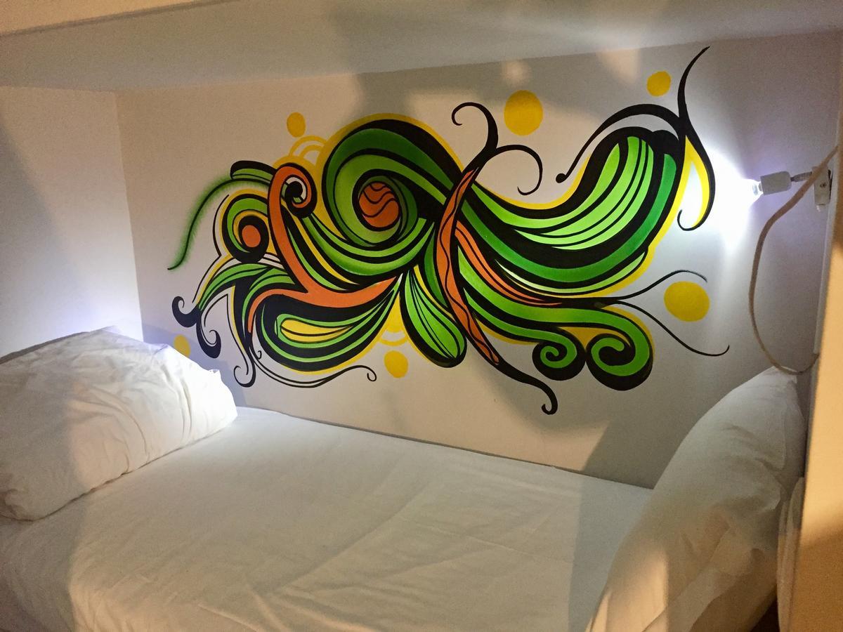 Auberge de jeunesse Golden Tram 242 & *
