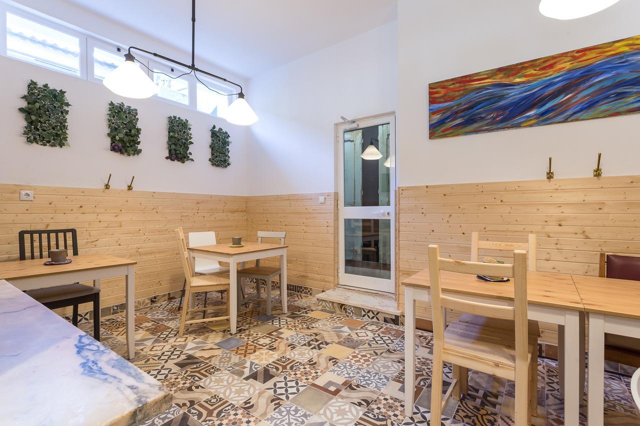 Lxroller Guest house Lisbon