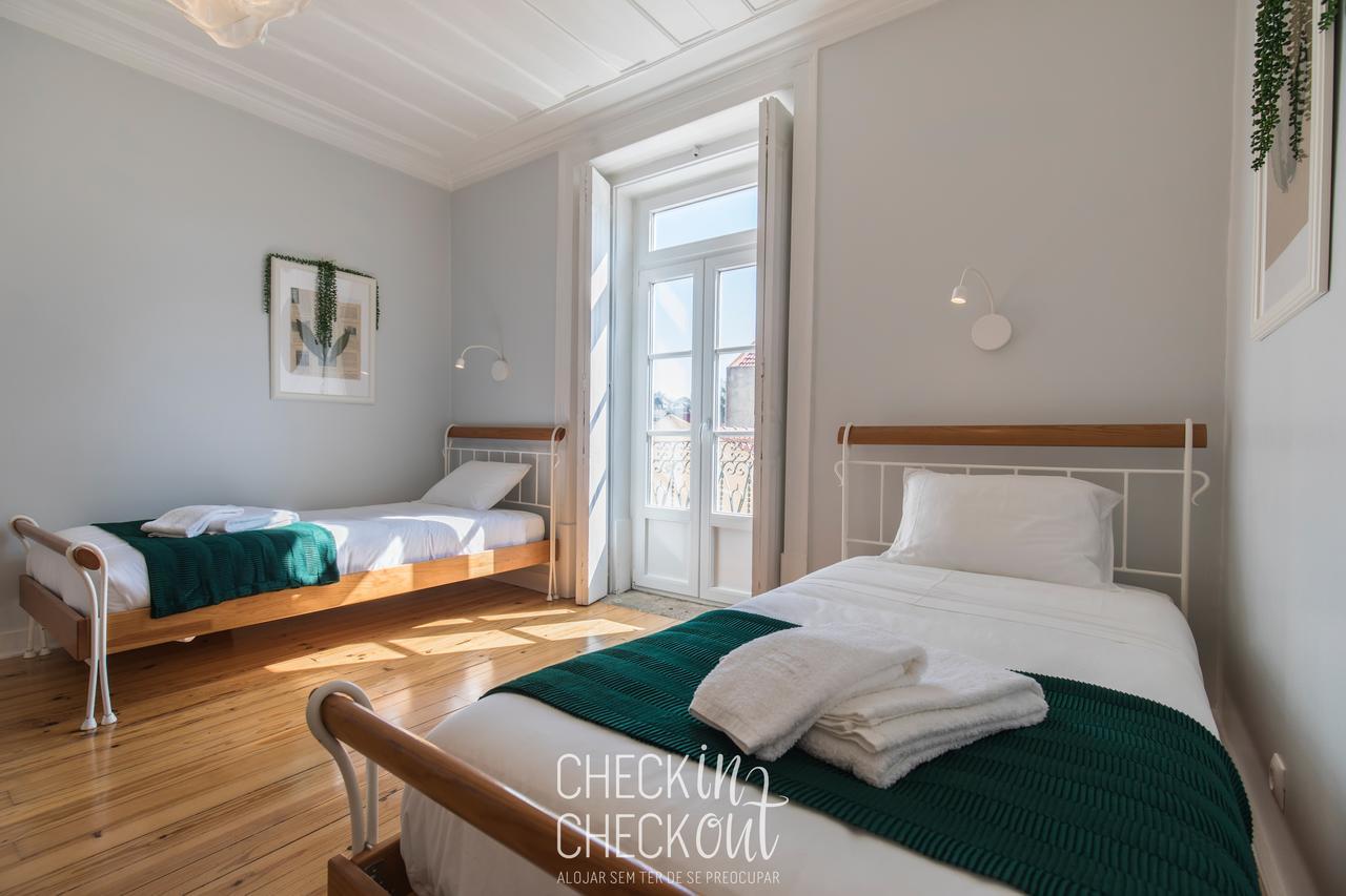Checkincheckout - Juncos Belem * Lissabon