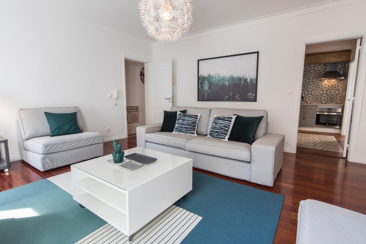 Apartment Lovelystay - Bica Patio Duplex *