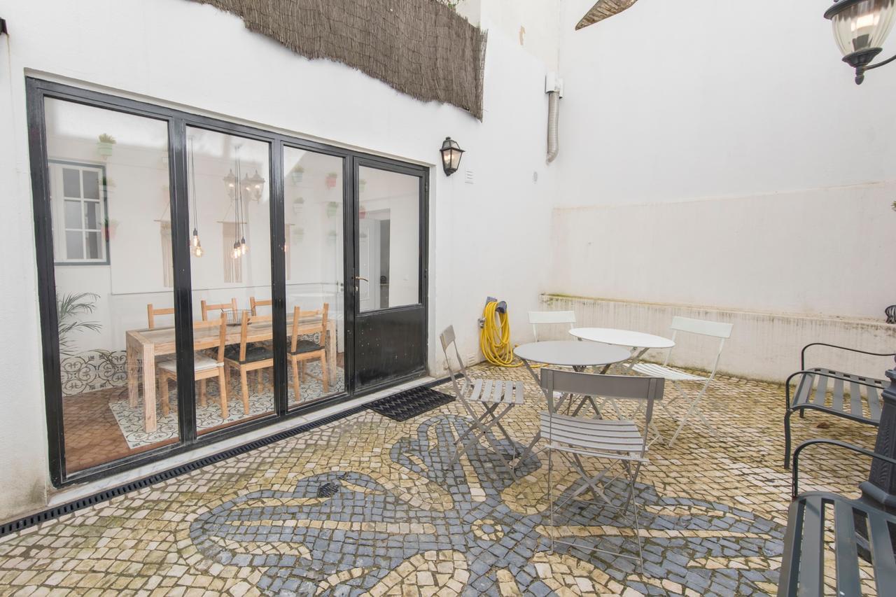 Apartment Lovelystay - Bica Patio Duplex
