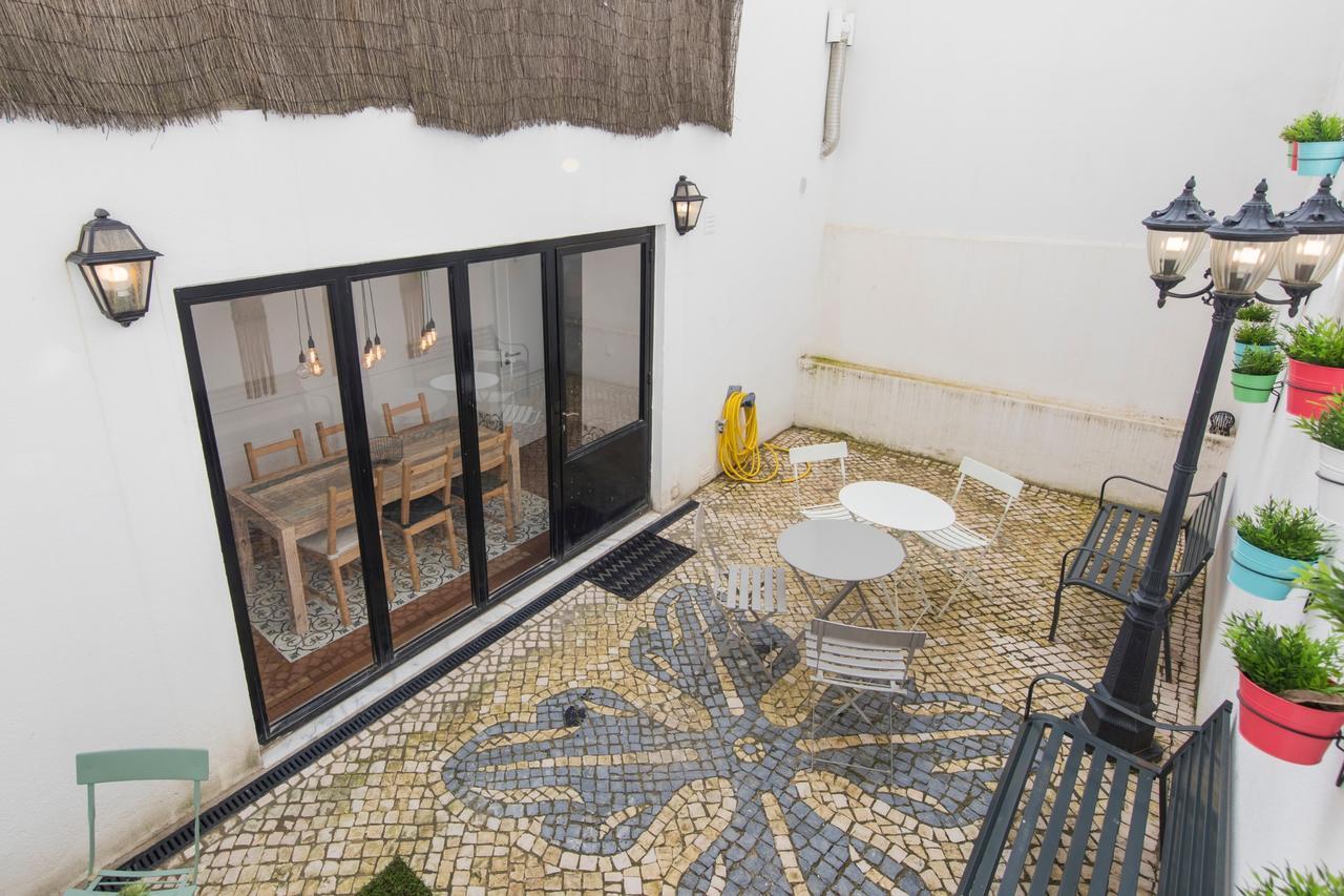 Apartment Lovelystay - Bica Patio Duplex