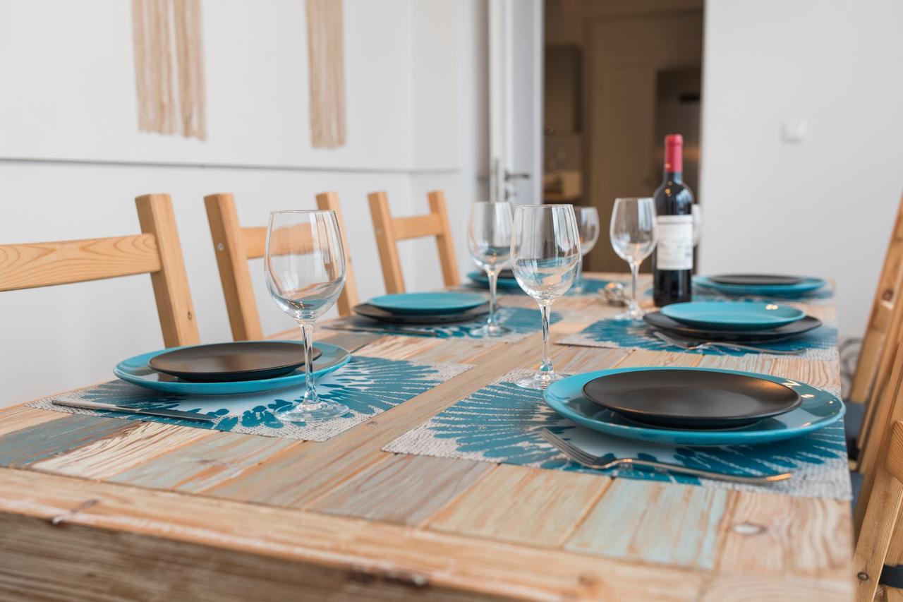 Lovelystay - Bica Patio Duplex Apartment