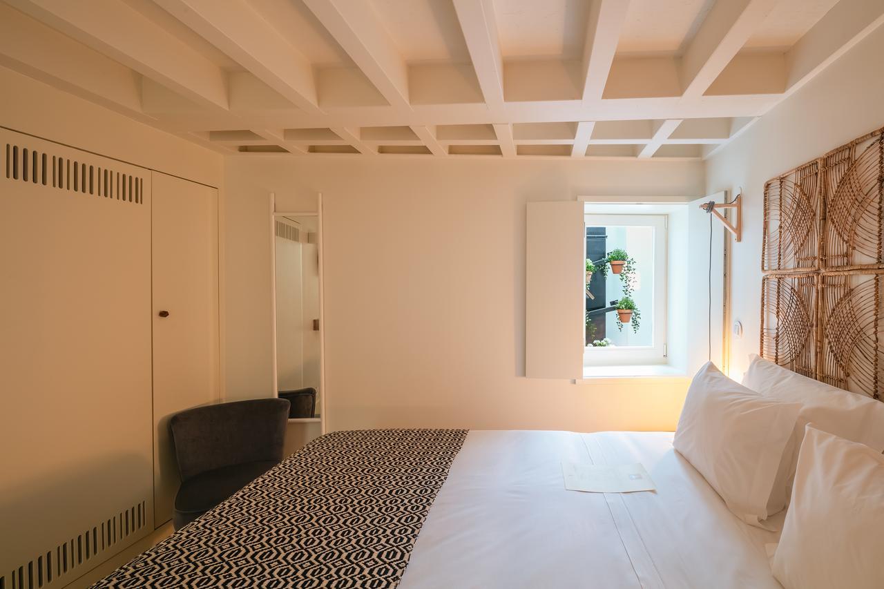 Almaria - Officina Real | Chiado