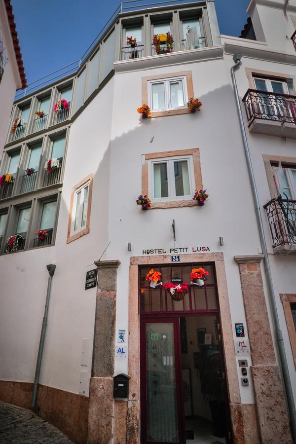 House Petit Lusa Gasthuis 2*