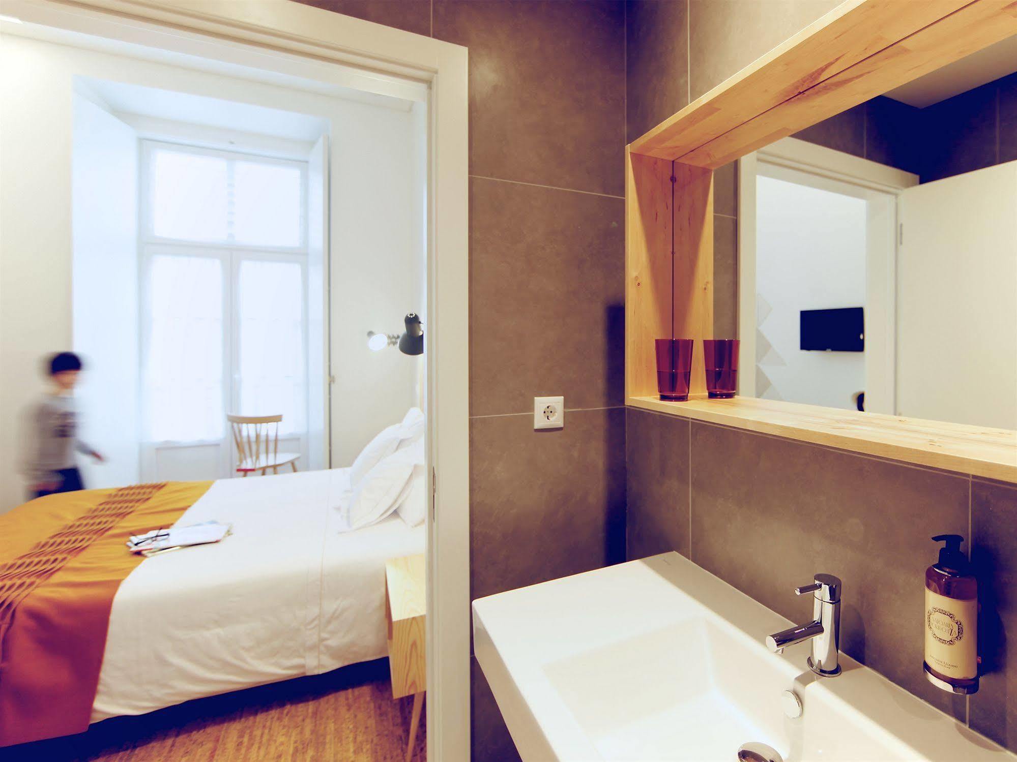Hall Chiado Guest house Lisbon