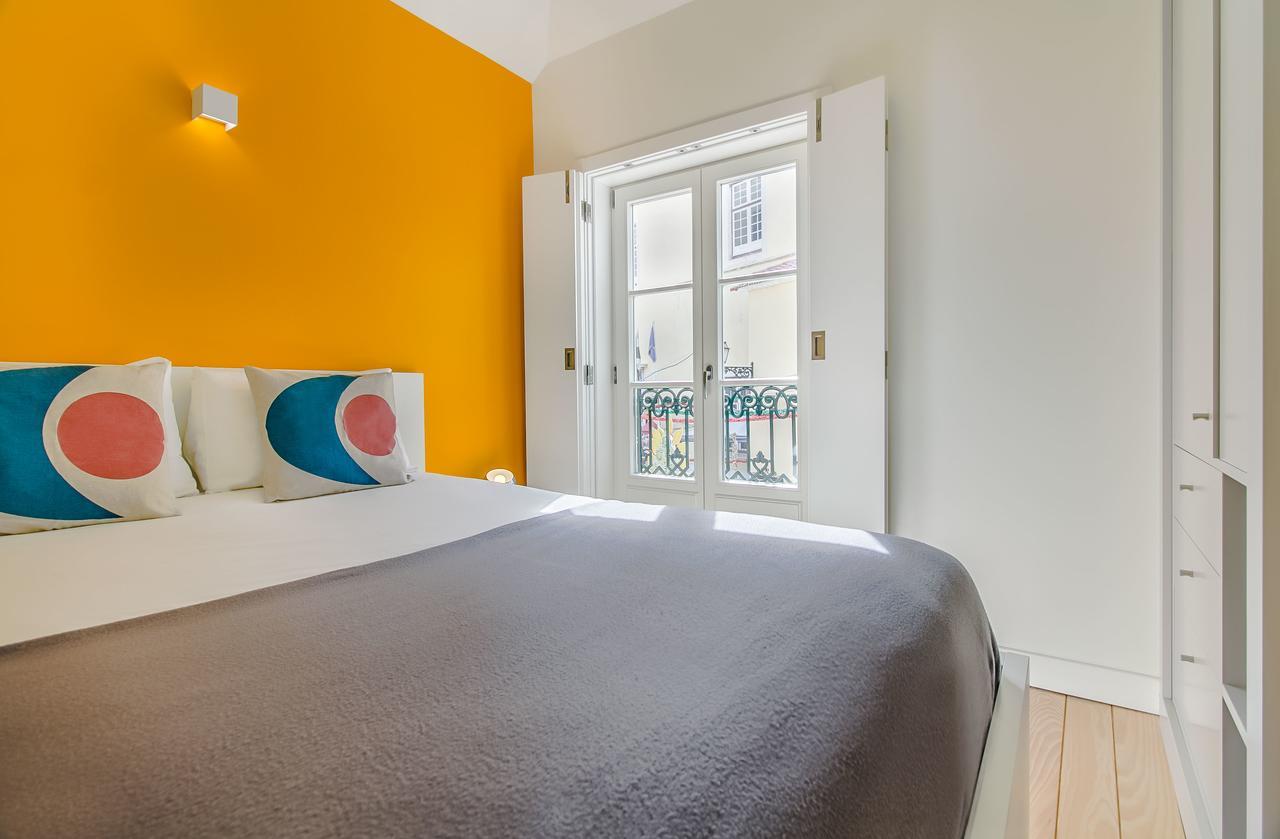 Design In Typical Alfama Apartment Lissabon