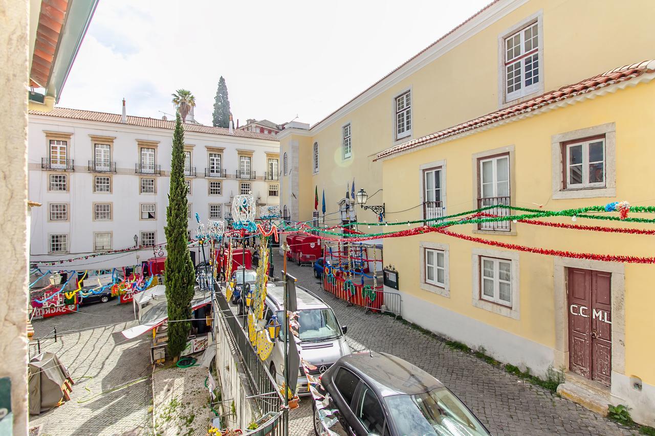 Design In Typical Alfama Apartment Lissabon