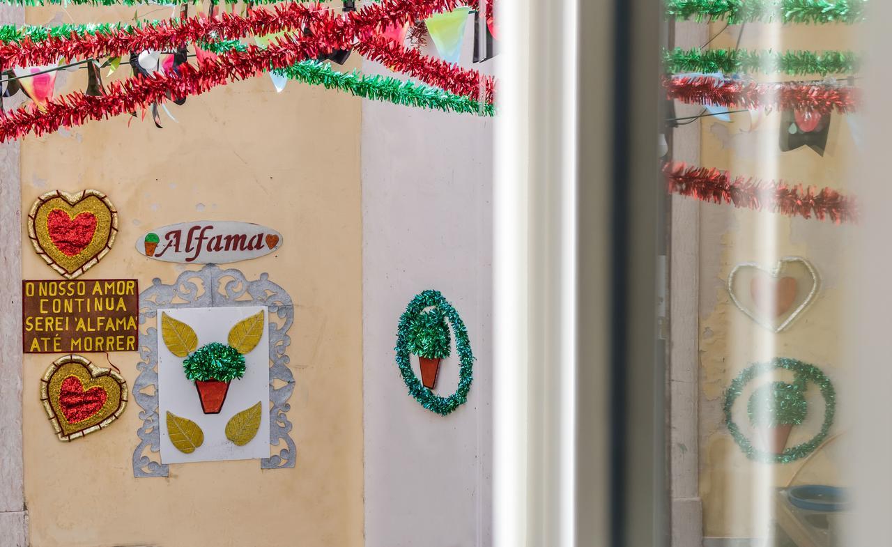 Design In Typical Alfama * Lissabon