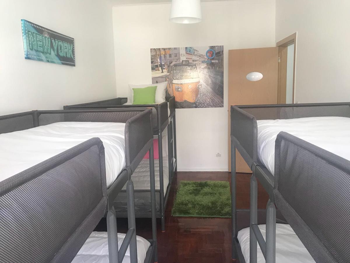 7 Rivers Hostel *