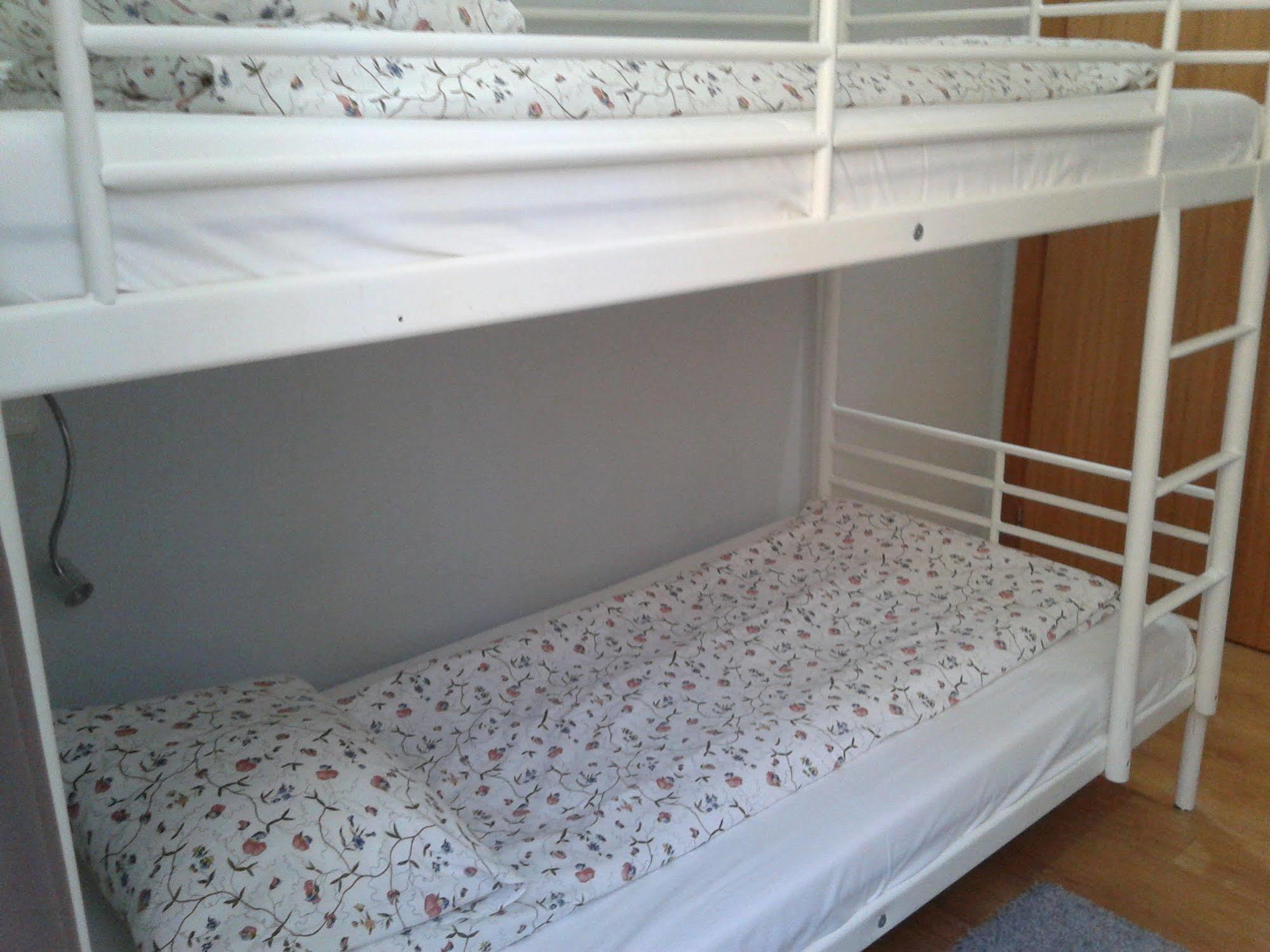 B.a. Auberge de jeunesse *