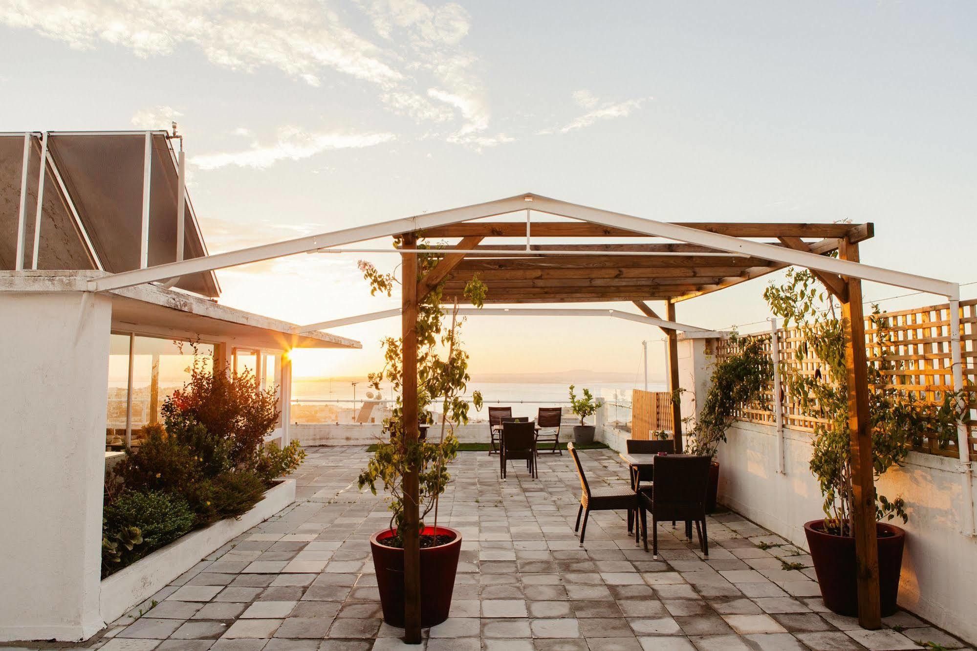Thehouse Couette-café 3*