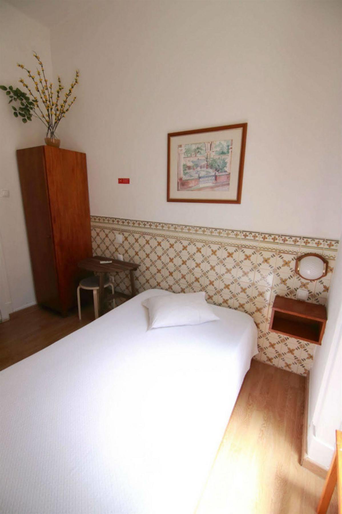 Residencial Mar Dos Acores 2*
