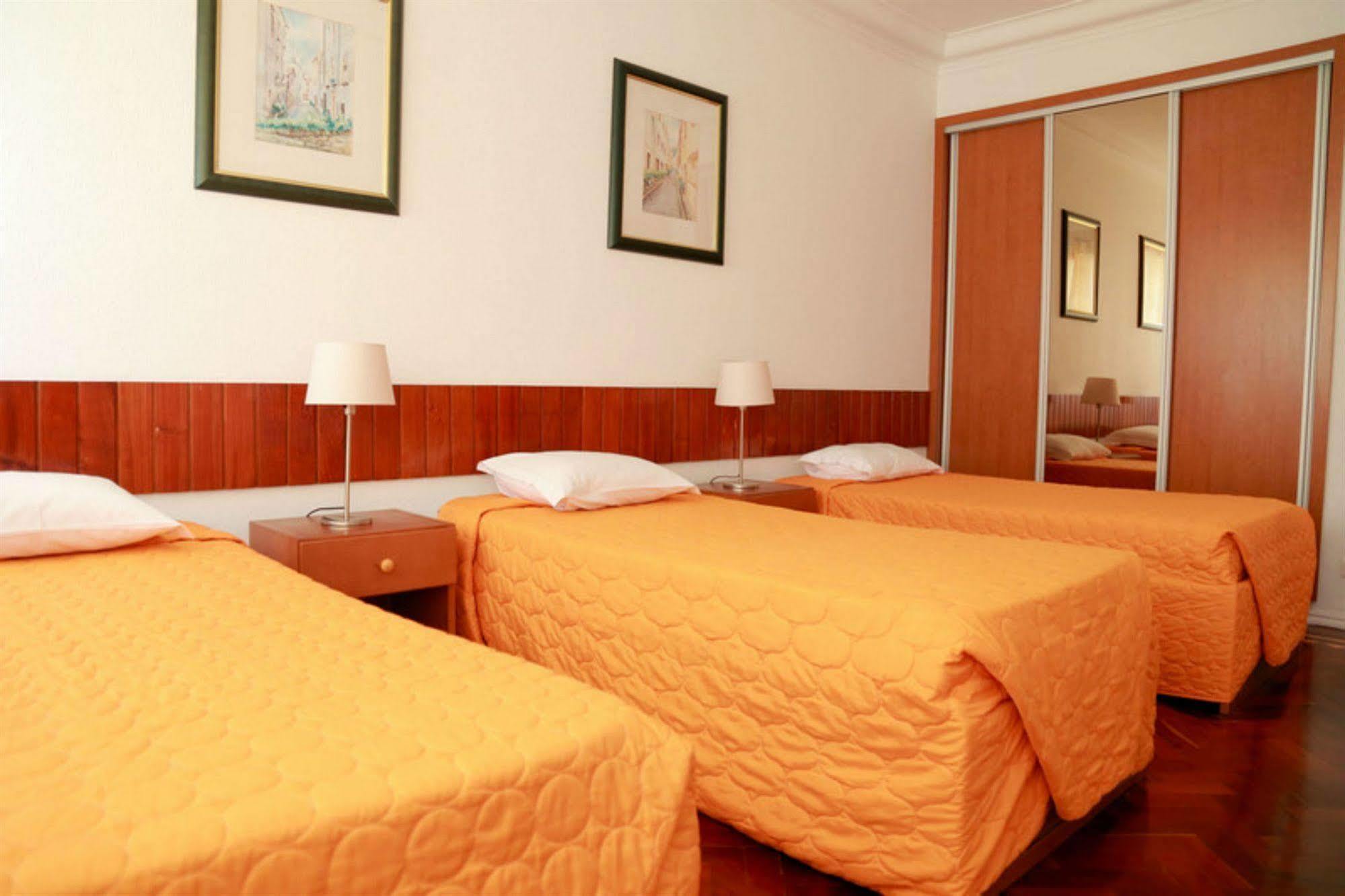 Guest house Residencial Mar Dos Acores 2*