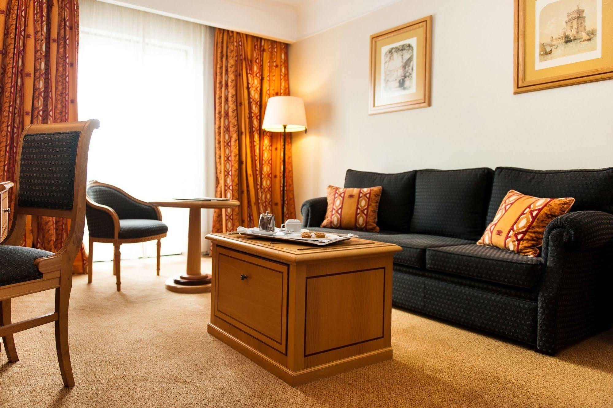 Real Palacio 5* Lissabon