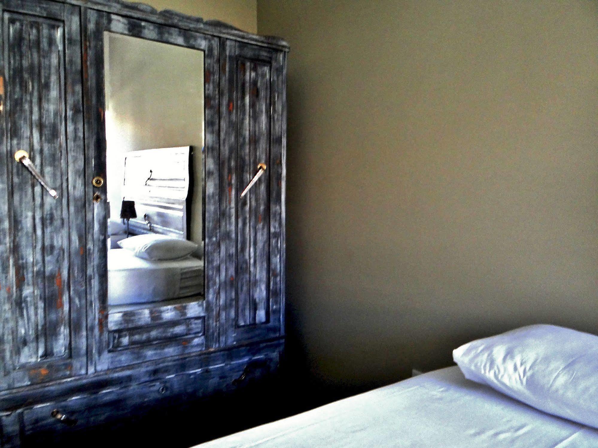 Wallis Rato Guest house
