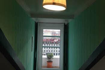 Charming In The Heart Of Apartment Lissabon