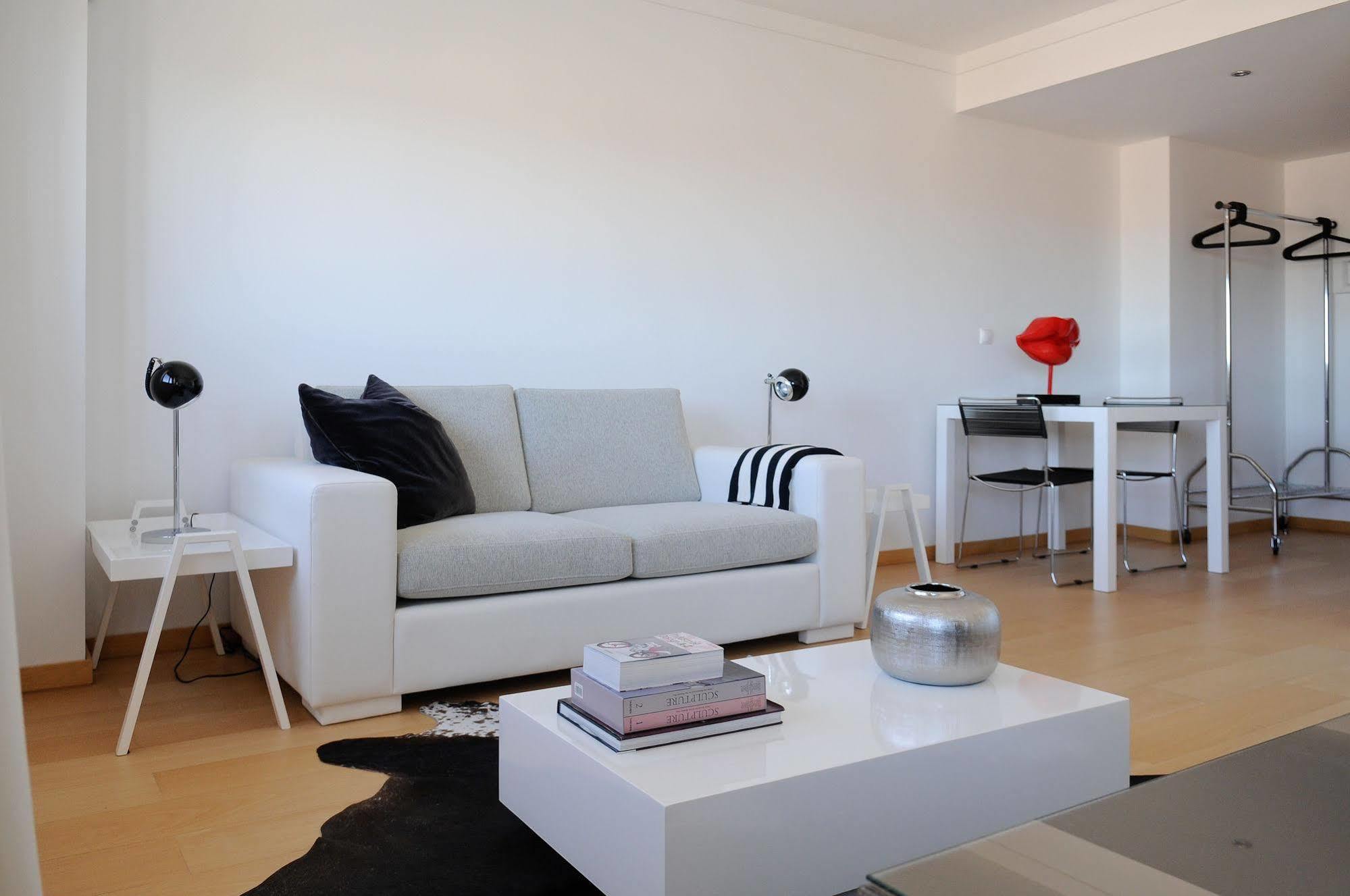 Panoramic Living *