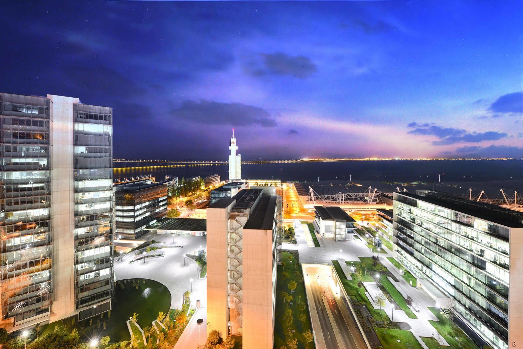 Panoramic Living *