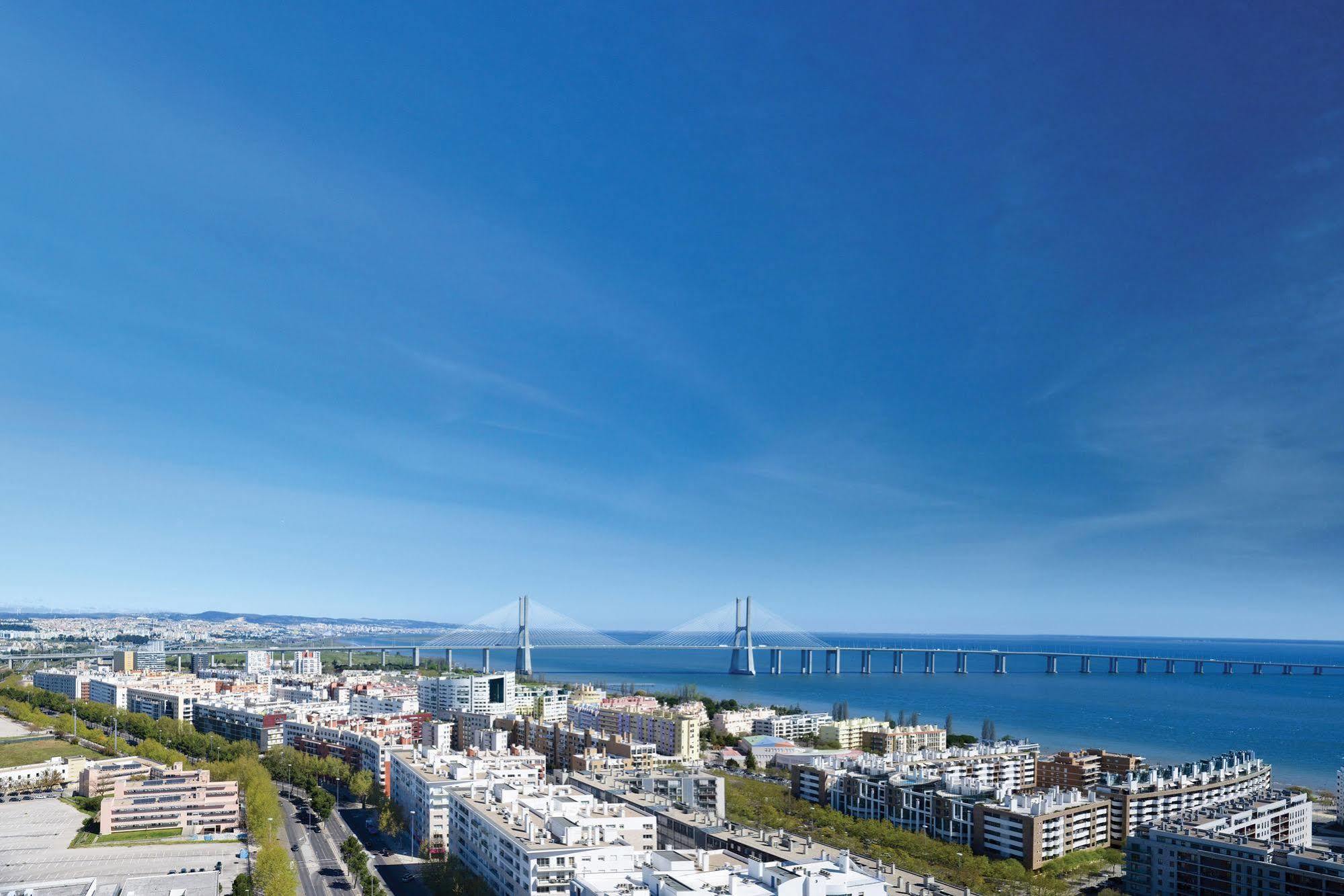 Panoramic Living *