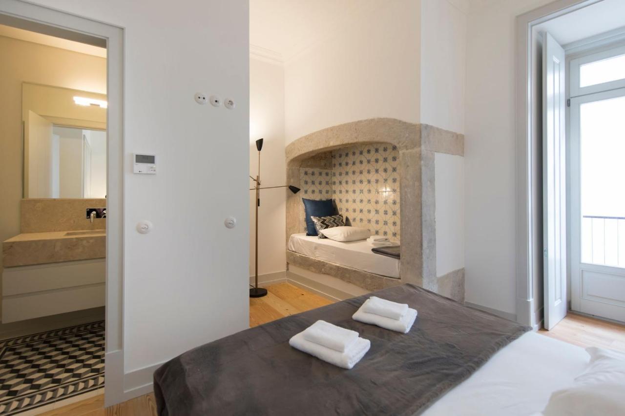 Lovelystay - Fancy In The Heart Of *