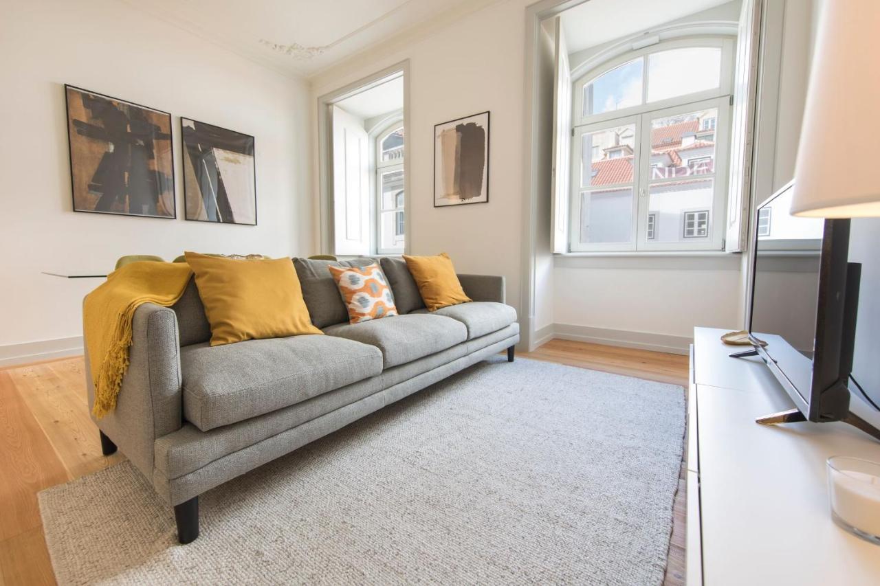 Lovelystay - Fancy In The Heart Of Lisboa