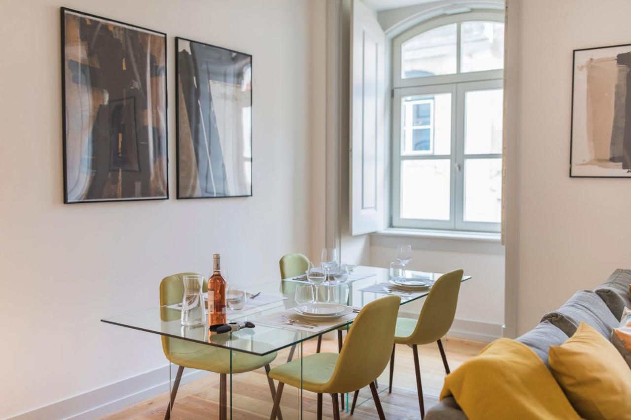 Lovelystay - Fancy In The Heart Of Lisboa