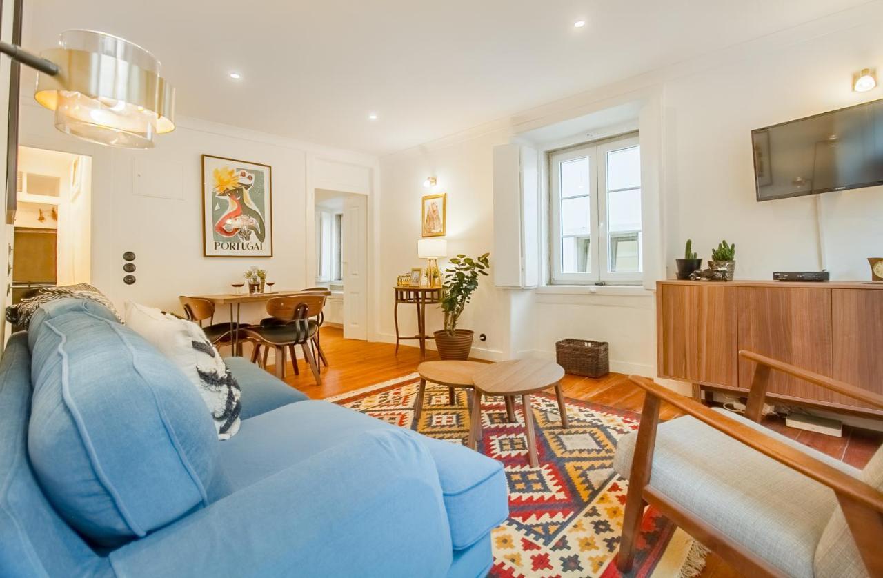 Unique And Stylish Flat In Historic * Lisbon