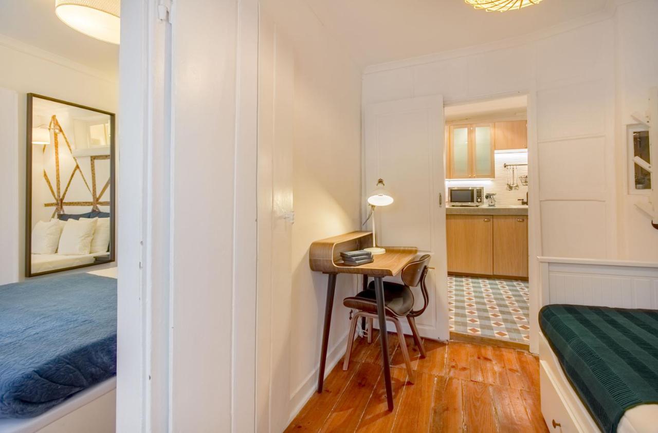 Apartment Unique And Stylish Flat In Historic Lisbon