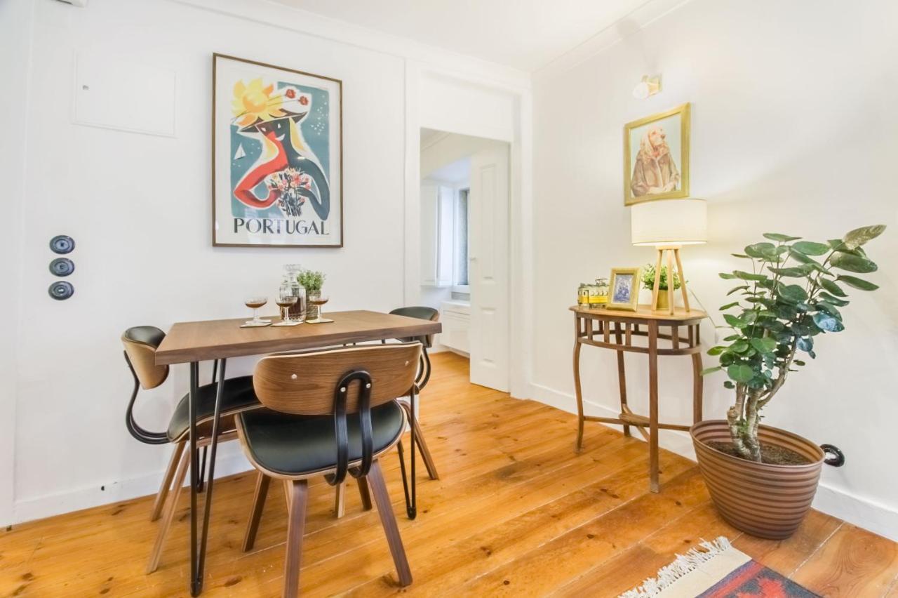 Apartment Unique And Stylish Flat In Historic