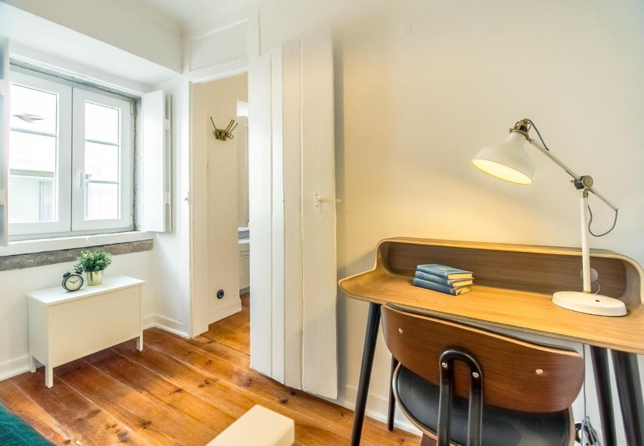Unique And Stylish Flat In Historic * Lisbon