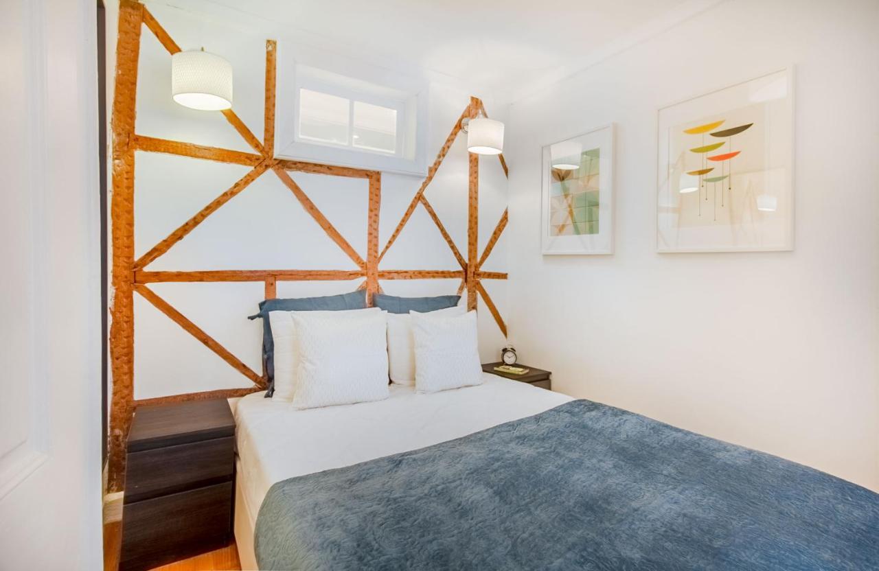 Unique And Stylish Flat In Historic * Lisbon