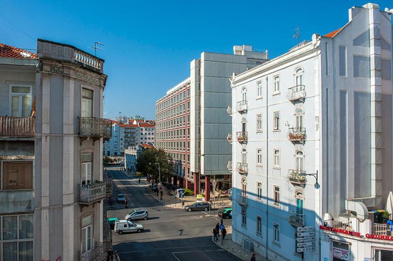 Angola 1 - 6 Bedrooms Appartement