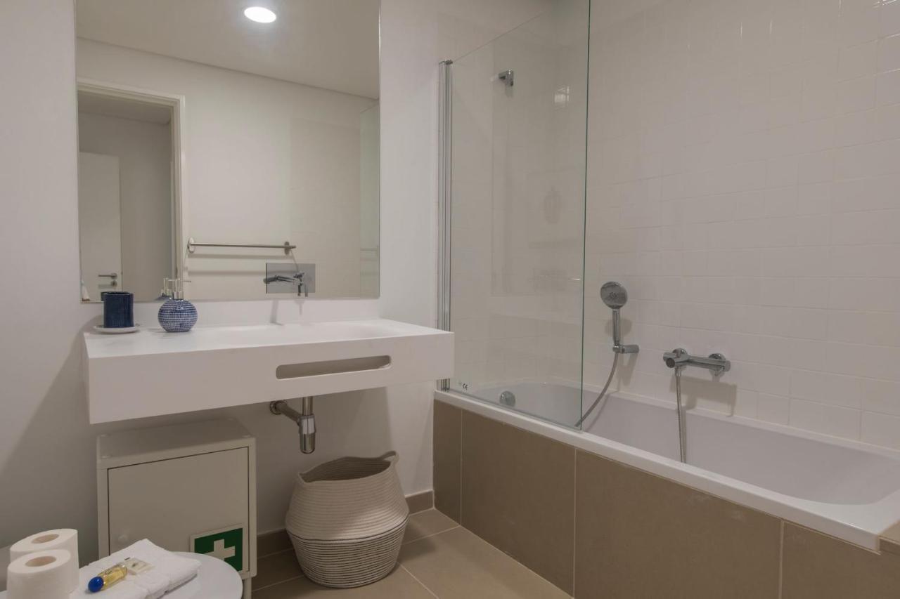 Lovelystay - Modern And Colourful Flat In The Heart Of Graca Appartement Lissabon