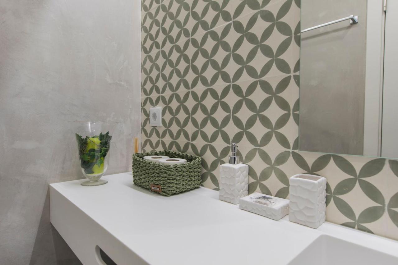 Lovelystay - Vintage Flat Near Santa Justa Elevator! Appartement Lisboa