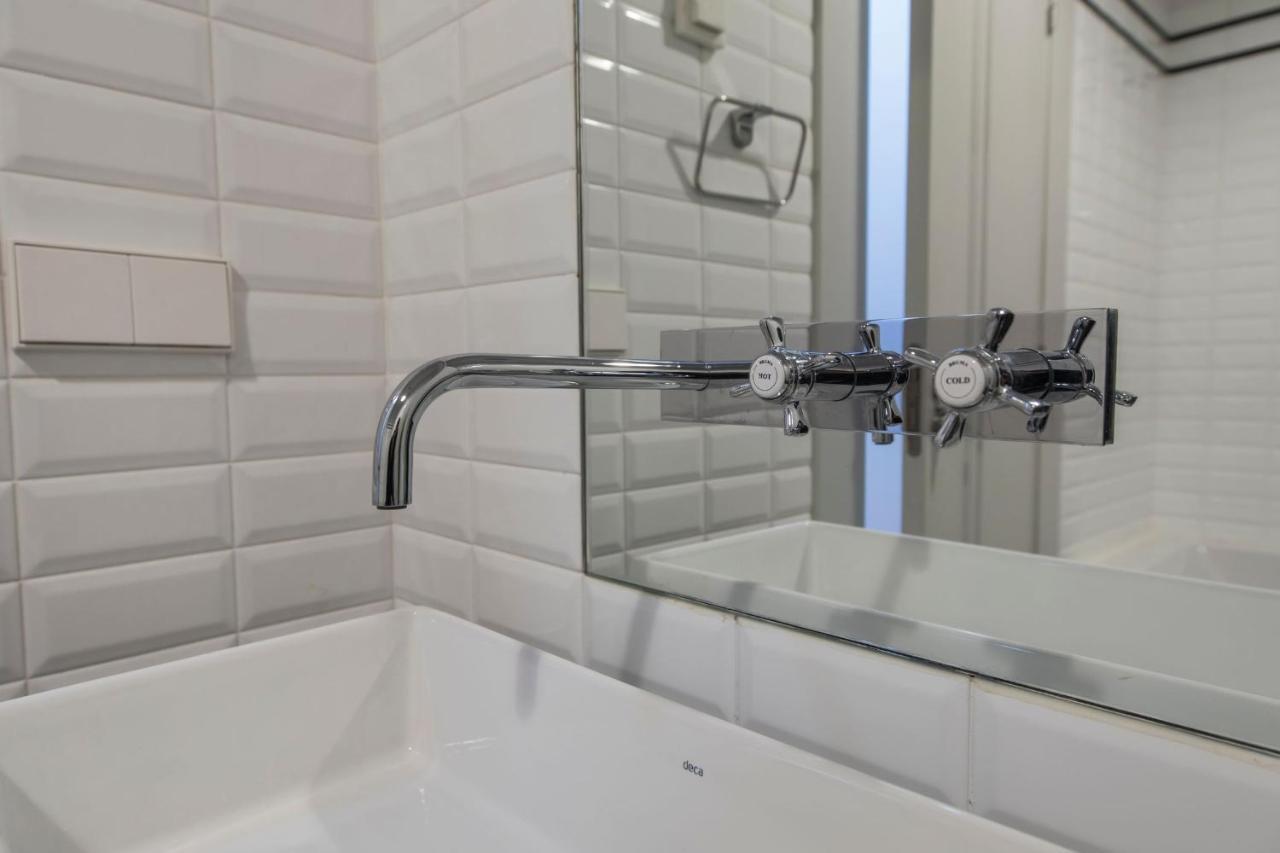 Lovelystay - 3 Bedroom Downtown Wonderwall Apartment *