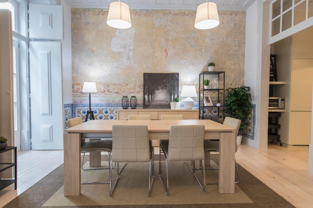 Lovelystay - 3 Bedroom Downtown Wonderwall Apartment Lisbon